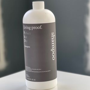BRAND NEW Living Proof Perfect Hair Day shampoo
